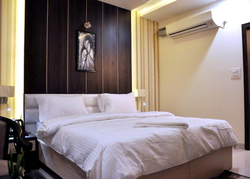 Bellevue Hotel Gválijar Szoba fotó